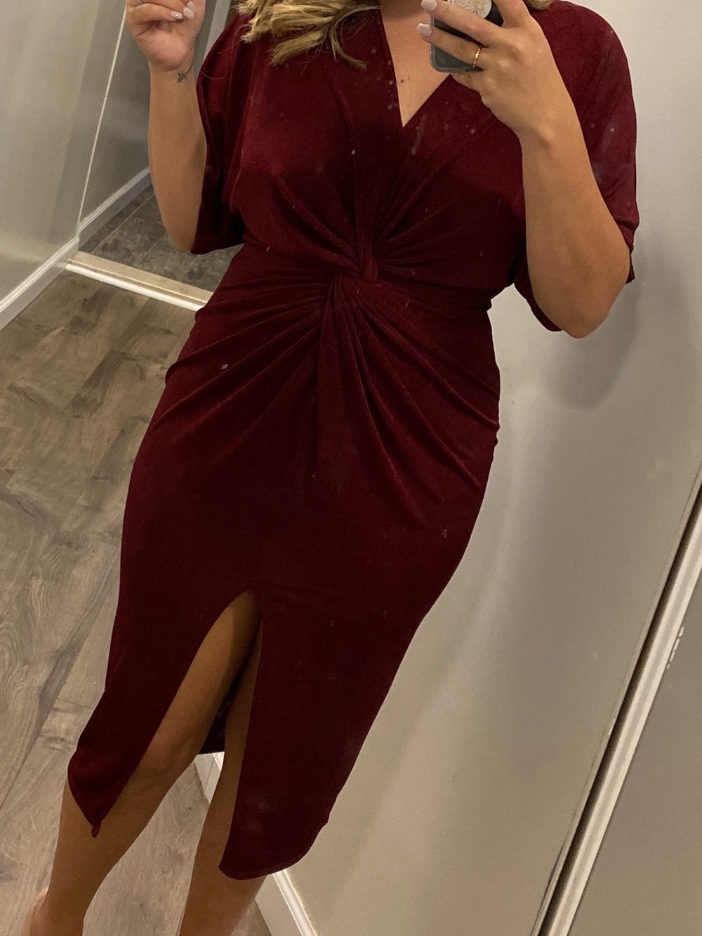 Elegant Burgundy Knot-Front Midi Dress